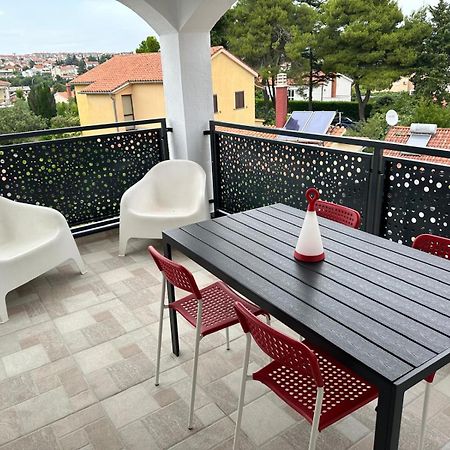 Apartments "Laci" Кърк Екстериор снимка